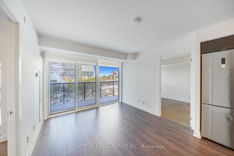 Photo 11 at 423 - 120 Varna Drive, Lawrence, Toronto