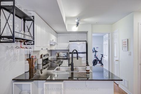 Photo 13 at 6 - 21 Foundry Avenue, Junction, Toronto