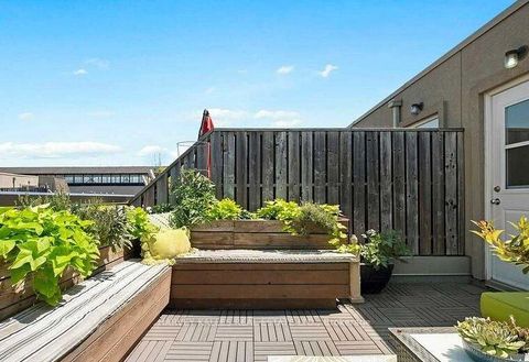 Photo 36 at 6 - 21 Foundry Avenue, Junction, Toronto