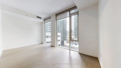 Photo 10 at 1005 - 101 Peter Street W, Waterfront Communities C1, Toronto