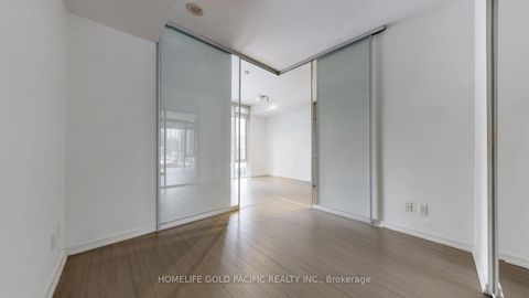 Photo 21 at 1005 - 101 Peter Street W, Waterfront Communities C1, Toronto