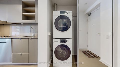 Photo 25 at 1005 - 101 Peter Street W, Waterfront Communities C1, Toronto