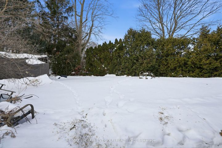 Photo 30 at 7 Piott Court, Stoney Creek, Hamilton