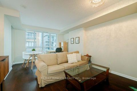 Photo 2 at 1004 - 140 Simcoe Street, Waterfront Communities C1, Toronto
