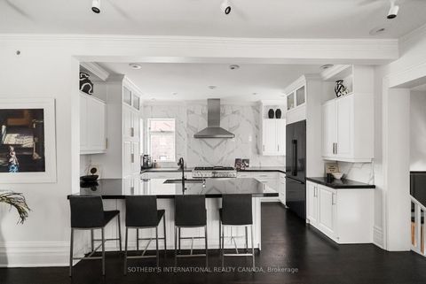 Photo 11 at 92 Woodlawn Avenue, St. Clair, Toronto