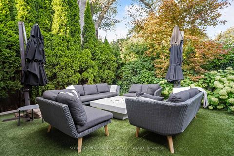 Photo 46 at 92 Woodlawn Avenue, St. Clair, Toronto