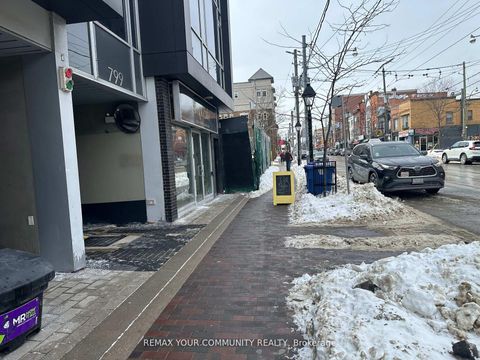 Photo 3 at 101 - 799 College Street, Bellwoods, Toronto
