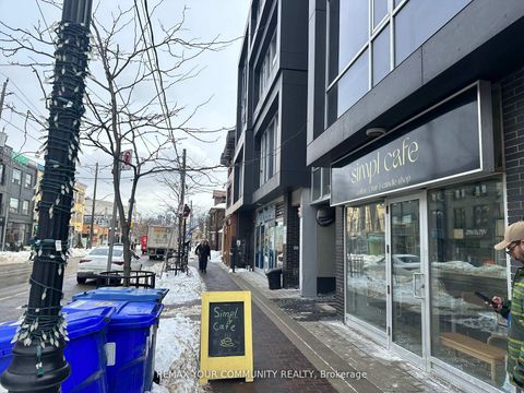 Photo 4 at 101 - 799 College Street, Bellwoods, Toronto