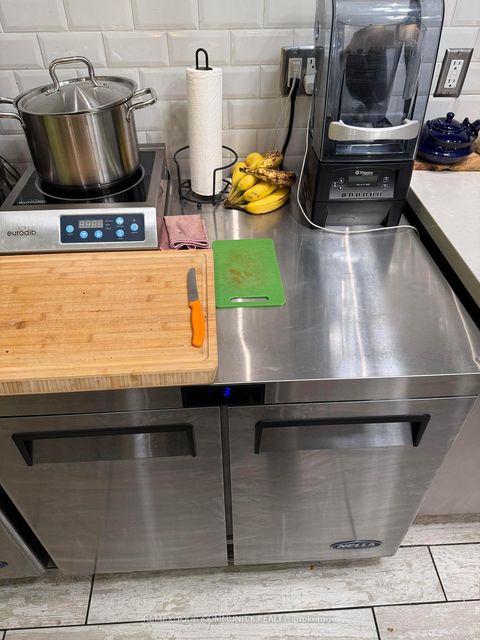 Photo 20 at 101 - 799 College Street, Bellwoods, Toronto