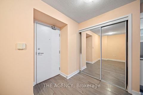 Photo 3 at 805 - 25 Telegram Mews, Waterfront Communities C1, Toronto