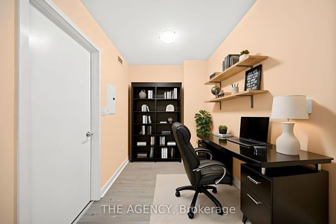 Photo 4 at 805 - 25 Telegram Mews, Waterfront Communities C1, Toronto