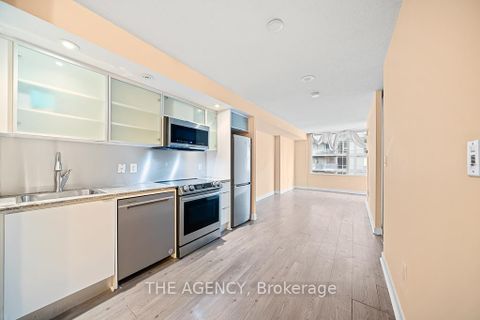 Photo 8 at 805 - 25 Telegram Mews, Waterfront Communities C1, Toronto