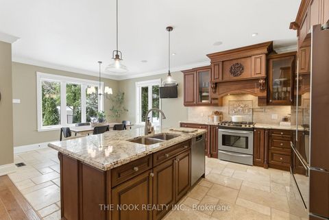 Photo 11 at 59 Queen Street, Brooklin, Whitby