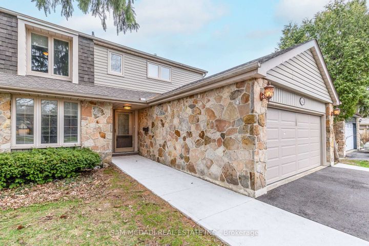 Photo 1 at 44 Madrid Crescent, Central Park, Brampton