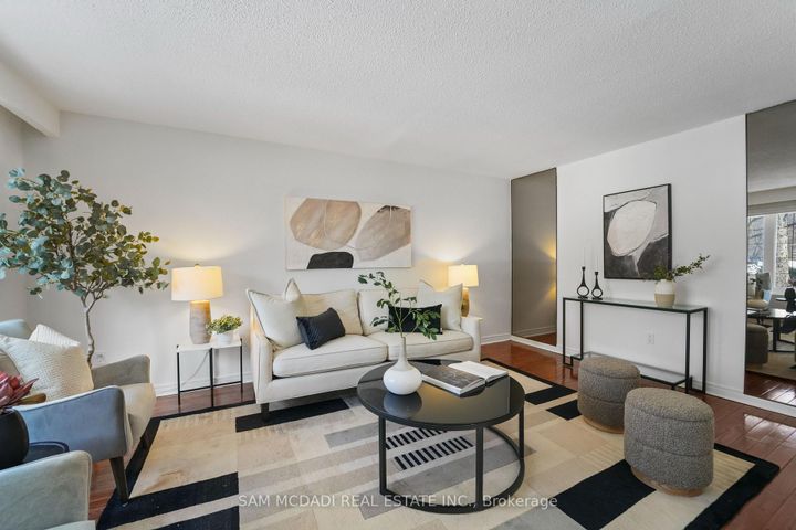 Photo 4 at 44 Madrid Crescent, Central Park, Brampton