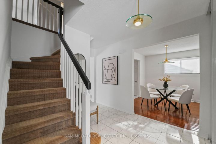 Photo 7 at 44 Madrid Crescent, Central Park, Brampton