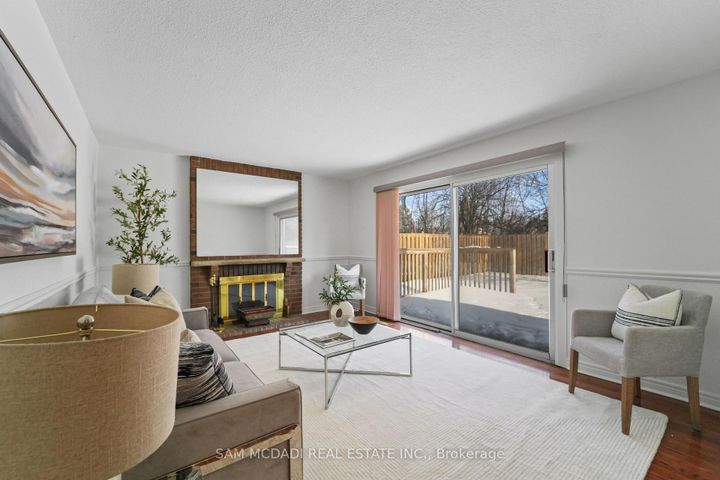 Photo 10 at 44 Madrid Crescent, Central Park, Brampton