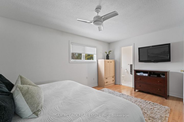 Photo 20 at 44 Madrid Crescent, Central Park, Brampton