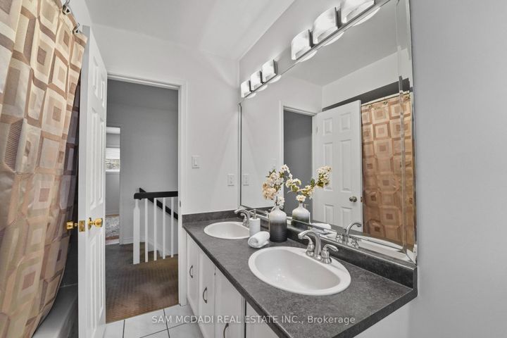 Photo 24 at 44 Madrid Crescent, Central Park, Brampton