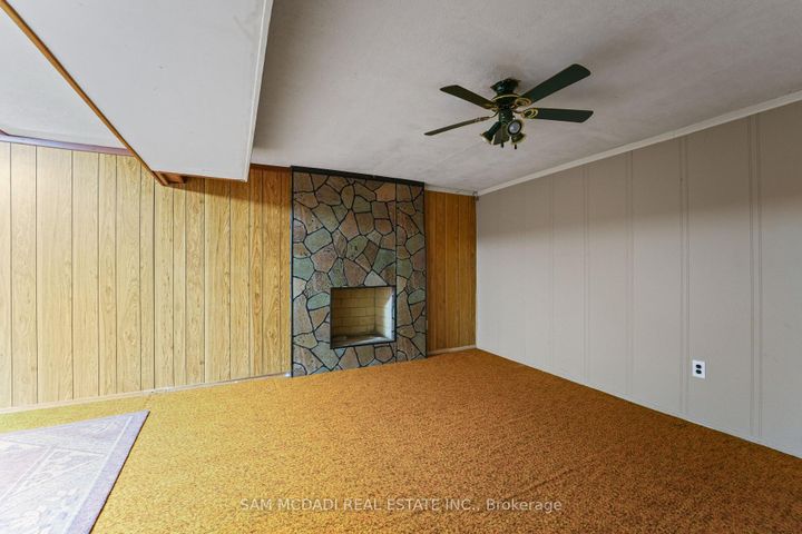 Photo 33 at 44 Madrid Crescent, Central Park, Brampton