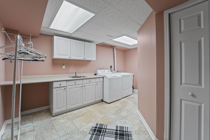 Photo 34 at 44 Madrid Crescent, Central Park, Brampton