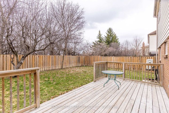 Photo 37 at 44 Madrid Crescent, Central Park, Brampton