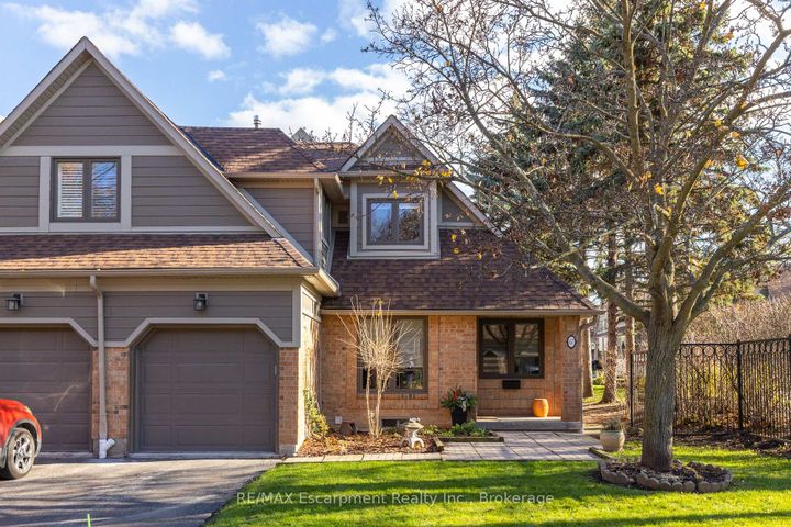 Photo 3 at 67 - 2199 Burnhamthorpe Road W, Erin Mills, Mississauga