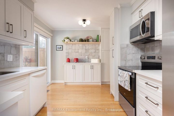 Photo 23 at 67 - 2199 Burnhamthorpe Road W, Erin Mills, Mississauga