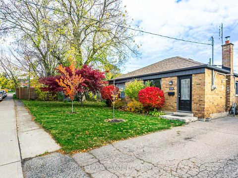 Photo 2 at 131 Meighen Avenue, Parkview, Toronto