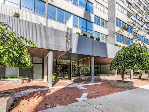 Photo 2 at 404 - 120 Carlton Street, South St. James Town, Toronto