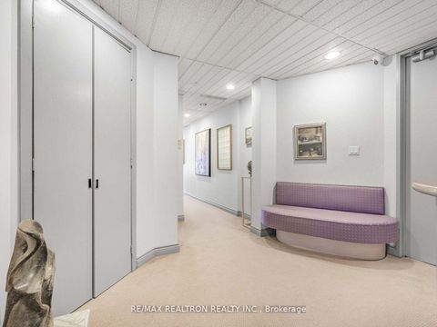 Photo 3 at 404 - 120 Carlton Street, South St. James Town, Toronto