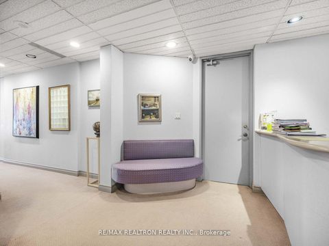 Photo 6 at 404 - 120 Carlton Street, South St. James Town, Toronto