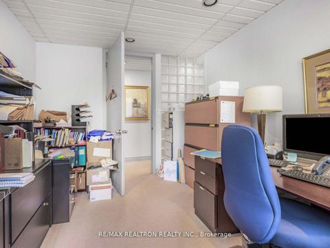 Photo 10 at 404 - 120 Carlton Street, South St. James Town, Toronto