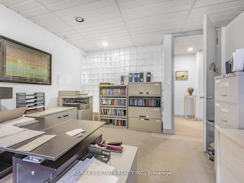 Photo 13 at 404 - 120 Carlton Street, South St. James Town, Toronto