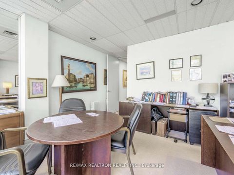 Photo 17 at 404 - 120 Carlton Street, South St. James Town, Toronto