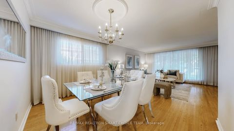 Photo 7 at 18 Brenham Crescent, Newtonbrook East, Toronto