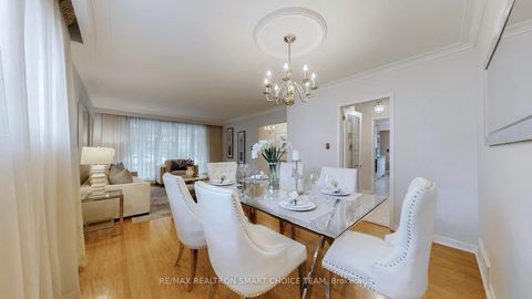 Photo 9 at 18 Brenham Crescent, Newtonbrook East, Toronto