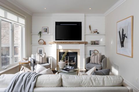 Photo 7 at 30 - 5 Tyre Avenue, City Centre West, Toronto