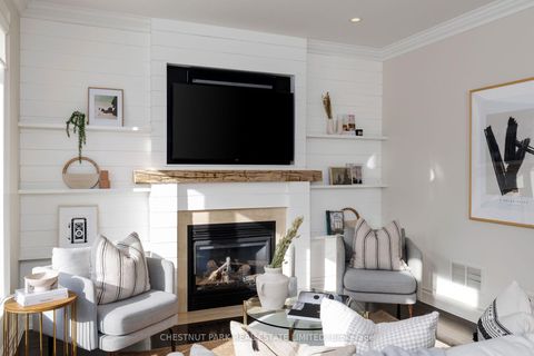 Photo 8 at 30 - 5 Tyre Avenue, City Centre West, Toronto