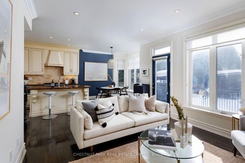 Photo 10 at 30 - 5 Tyre Avenue, City Centre West, Toronto