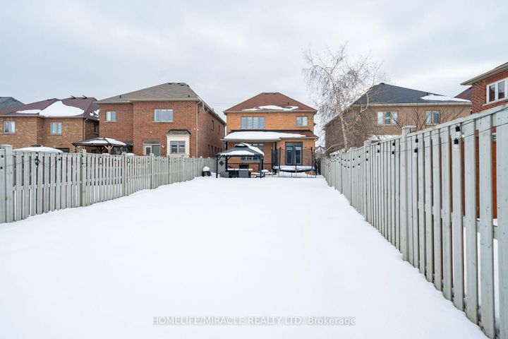 Photo 1 at 11 Noranda Crescent, Bram West, Brampton