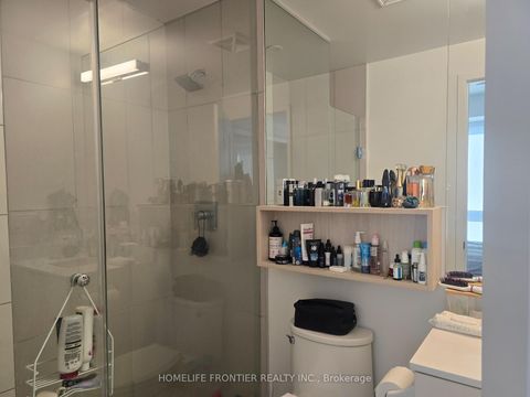 Photo 2 at 1625 - 70 Princess Street, Moss Park, Toronto