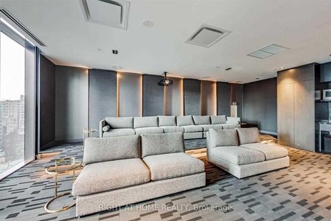 Photo 16 at 1501 - 330 Richmond Street W, Waterfront Communities C1, Toronto