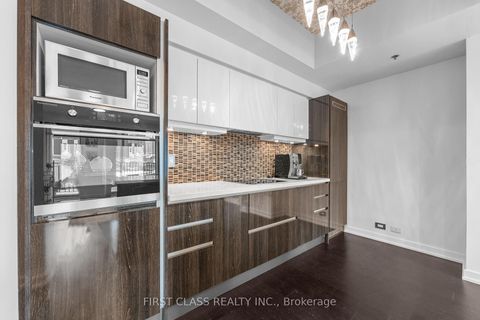 Photo 16 at TH1 - 220 George Street, Moss Park, Toronto