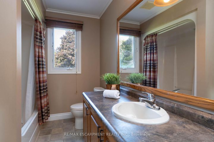 Photo 30 at 1416 Progreston Road, Carlisle, Hamilton