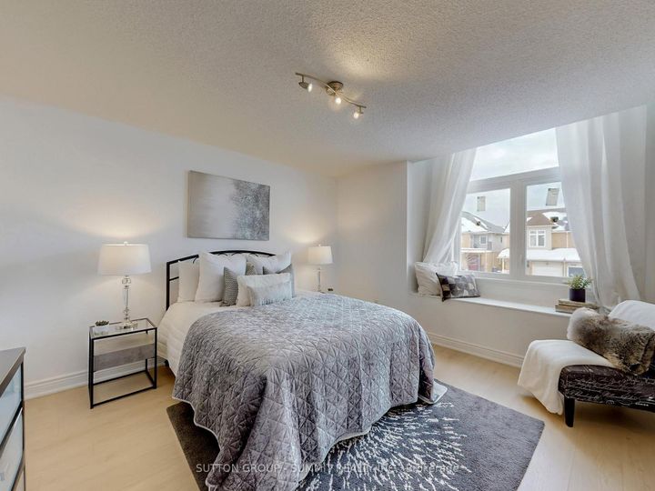 Photo 18 at 5139 Porter Street N, Uptown, Burlington