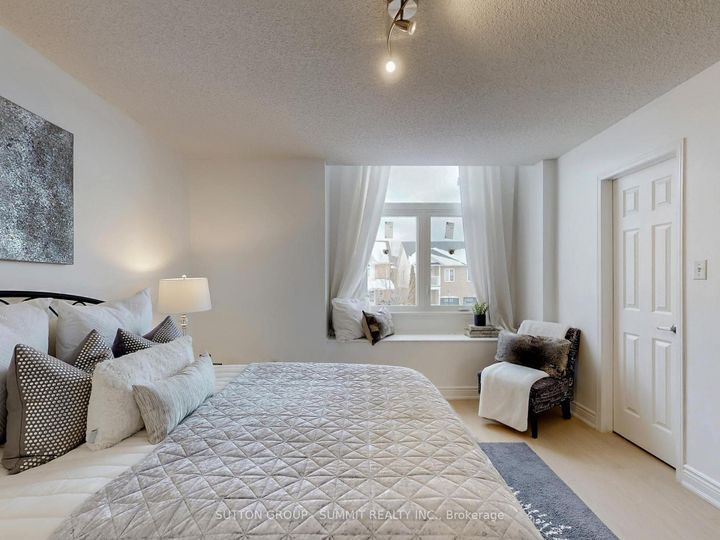 Photo 21 at 5139 Porter Street N, Uptown, Burlington