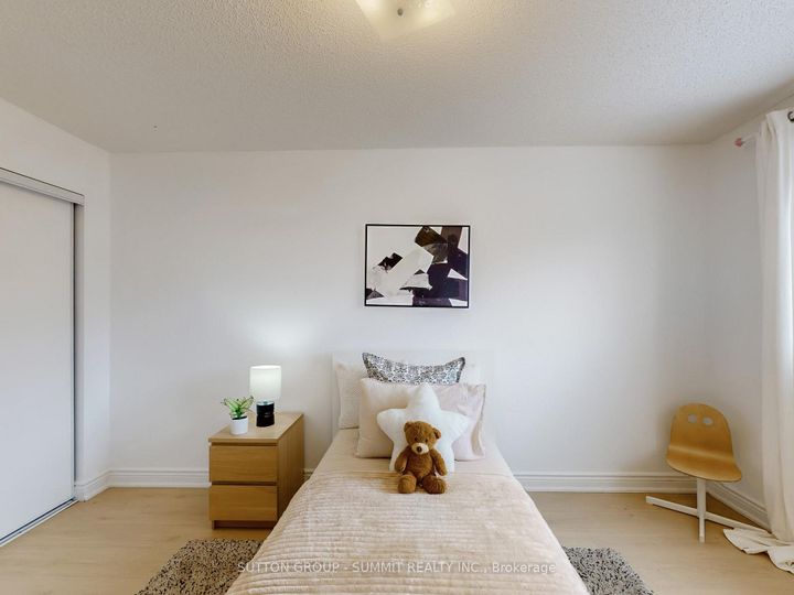 Photo 25 at 5139 Porter Street N, Uptown, Burlington