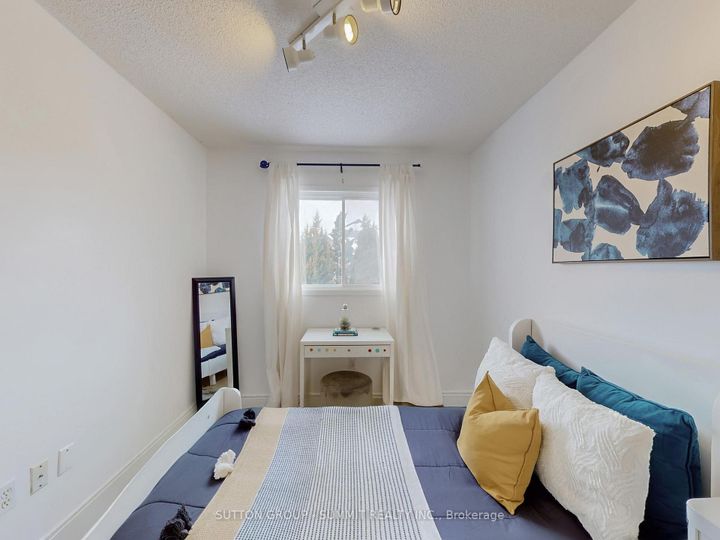 Photo 28 at 5139 Porter Street N, Uptown, Burlington