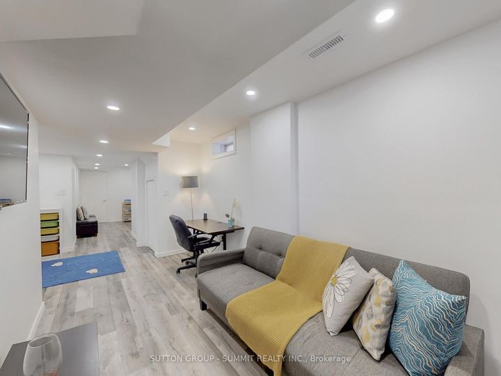 Photo 37 at 5139 Porter Street N, Uptown, Burlington